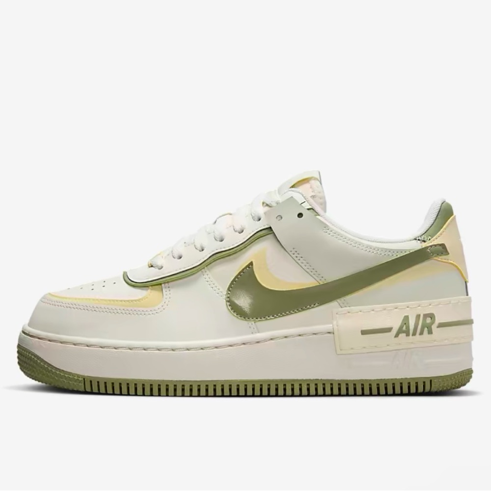 Nike Air Force 1 Shadow
Women's Shoes - Picture 2 of 16